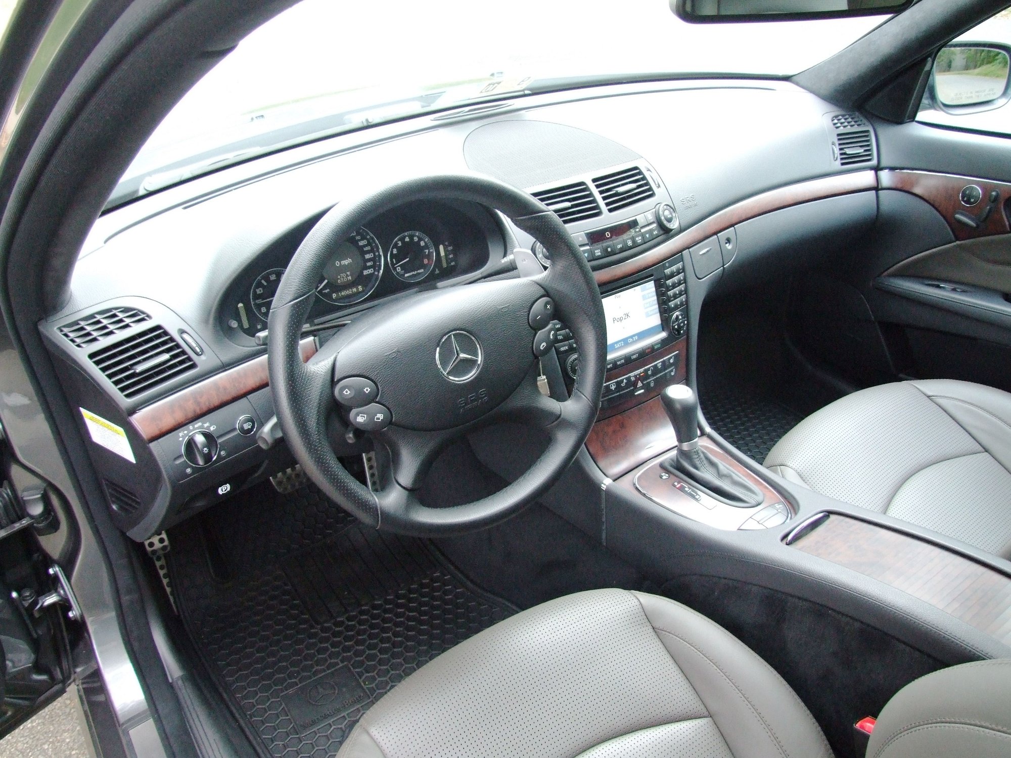 W211 E63 Steering wheel with controls and airbag Forums
