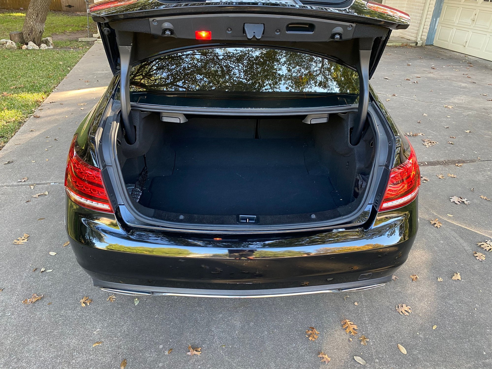 2014 Mercedes-Benz E350 - Great E350C with low mileage - Used - VIN 2014 black e350c - 59,577 Miles - 6 cyl - 2WD - Automatic - Coupe - Black - Cedar Park, TX 78613, United States