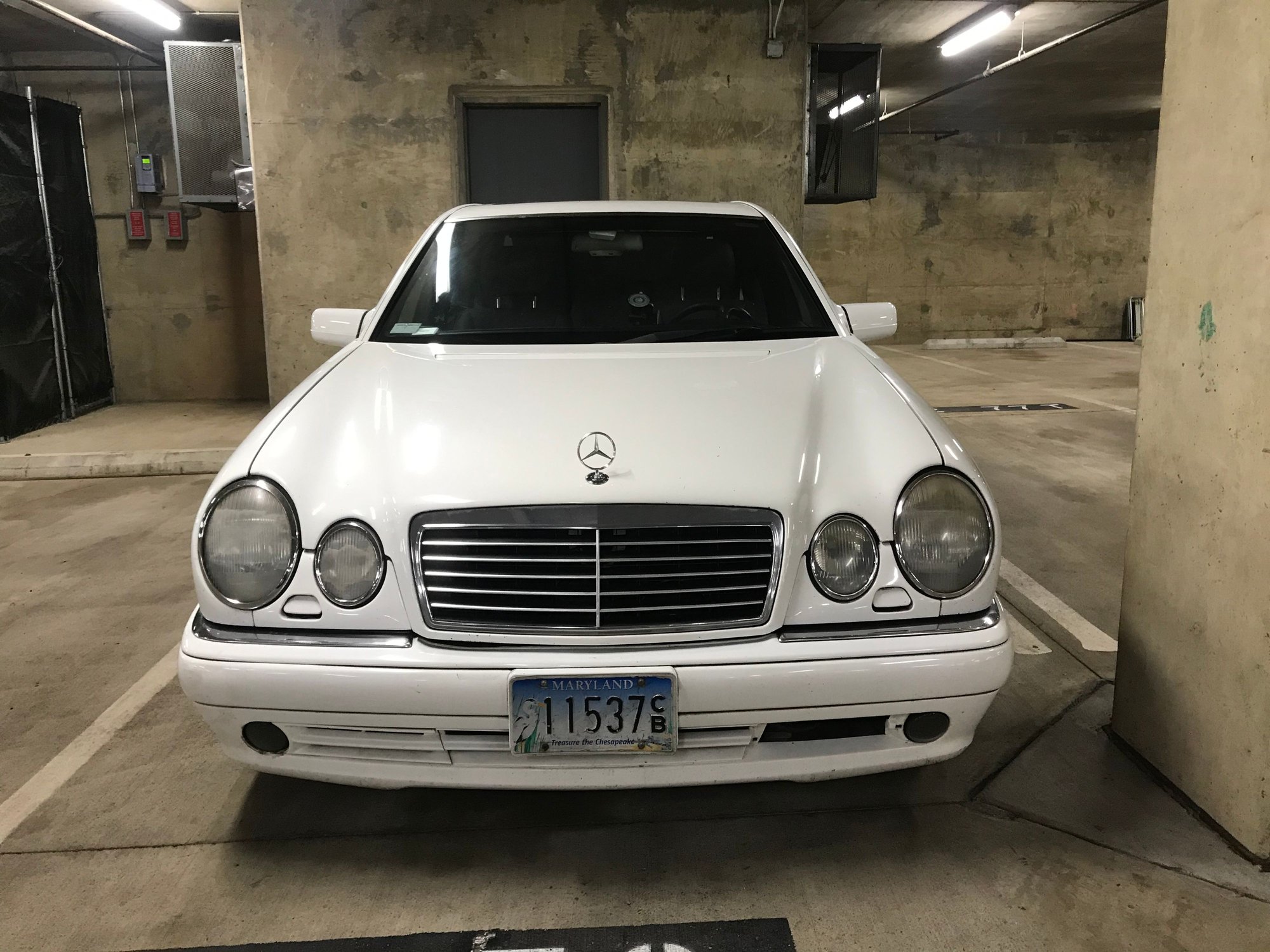 1997 Mercedes-Benz E420 - FS 1997 E420 Sport Parts Car RUNS AND DRIVES - Used - VIN WDBJF72FXVA237043 - 170,000 Miles - 8 cyl - 2WD - Automatic - Sedan - White - Vienna, VA 22180, United States