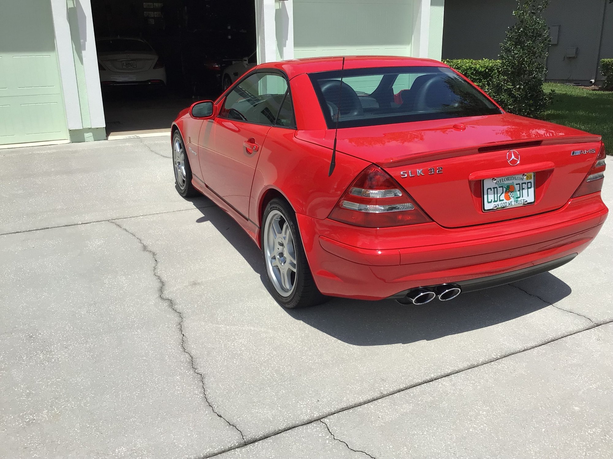 2002 Mercedes-Benz SLK32 AMG - Super low milage SLK32 AMG for sale - Used - VIN WDBKK66F92F258095 - 16,000 Miles - 6 cyl - 2WD - Automatic - Convertible - Red - Saint Johns, FL 32259, United States