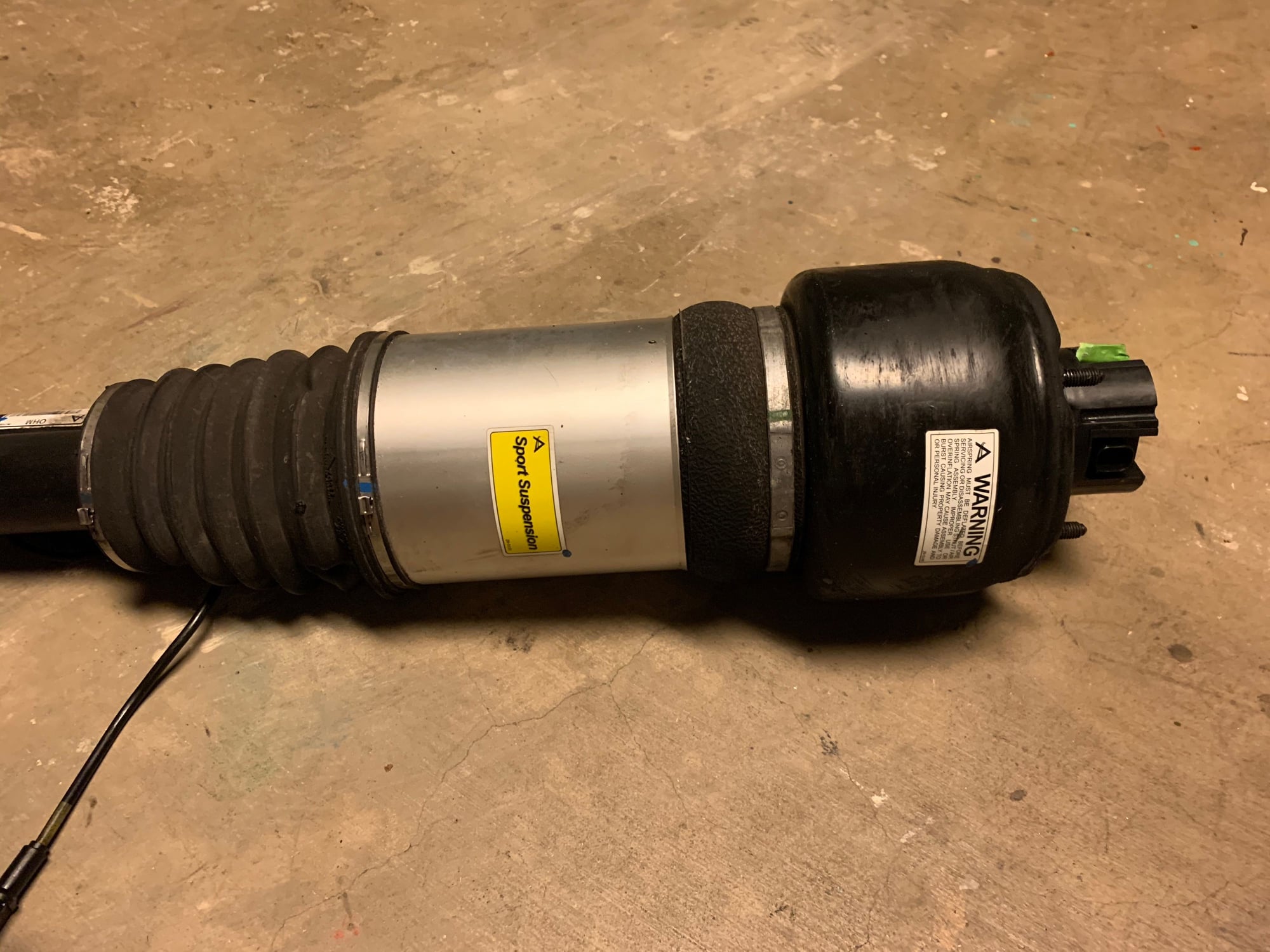 Steering/Suspension - Arnott AS-2301 W211 E55 AMG Front Left Air Suspension Strut - Used - 2003 to 2006 Mercedes-Benz E55 AMG - Austin, TX 78729, United States
