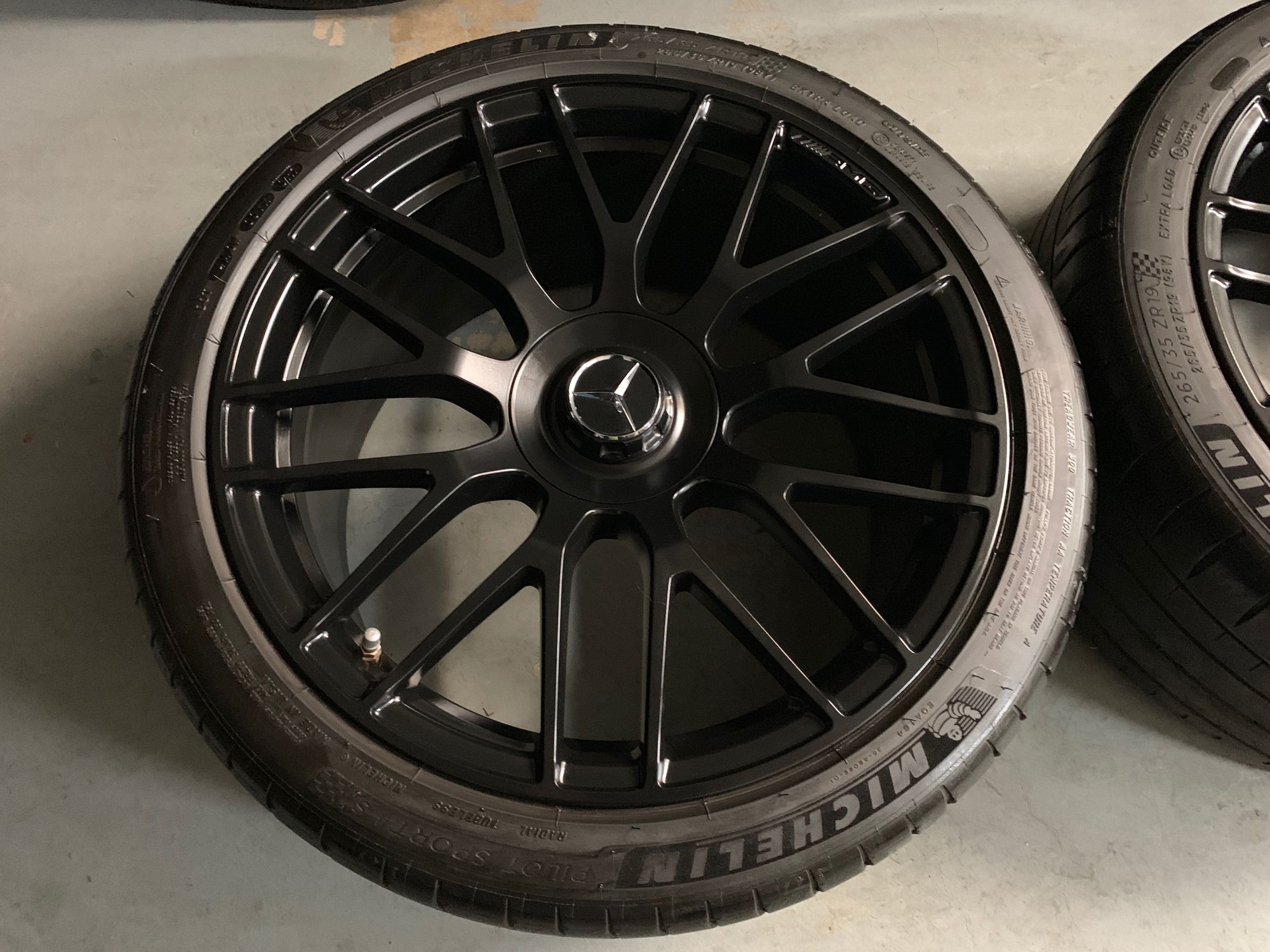 Wheels and Tires/Axles - 19" Mercedes-Benz AMG Forged Multi Spoke in Satin Black Wheels w/Michelin PS4S - Used - 2008 to 2014 Mercedes-Benz C63 AMG - Scottsdale, AZ 85254, United States