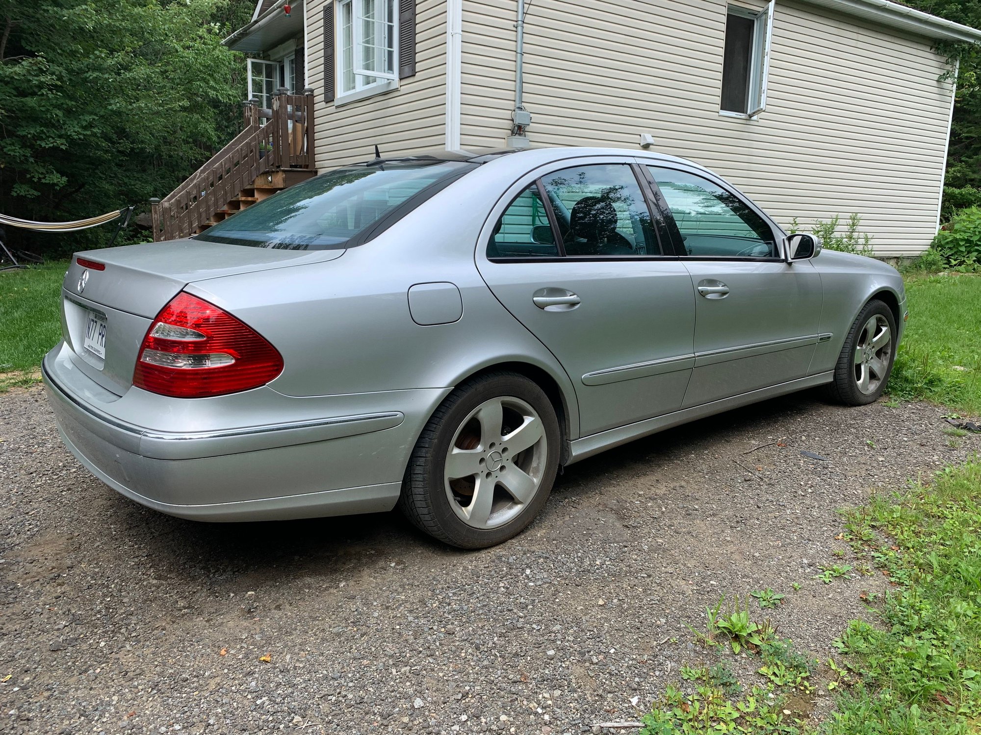 2003 Mercedes-Benz E500 - Multiple Parts - Parting out of 2003 E500 in progress - Ste-Marguerite-Du-Lac-Masson, QC J0T1L0, Canada
