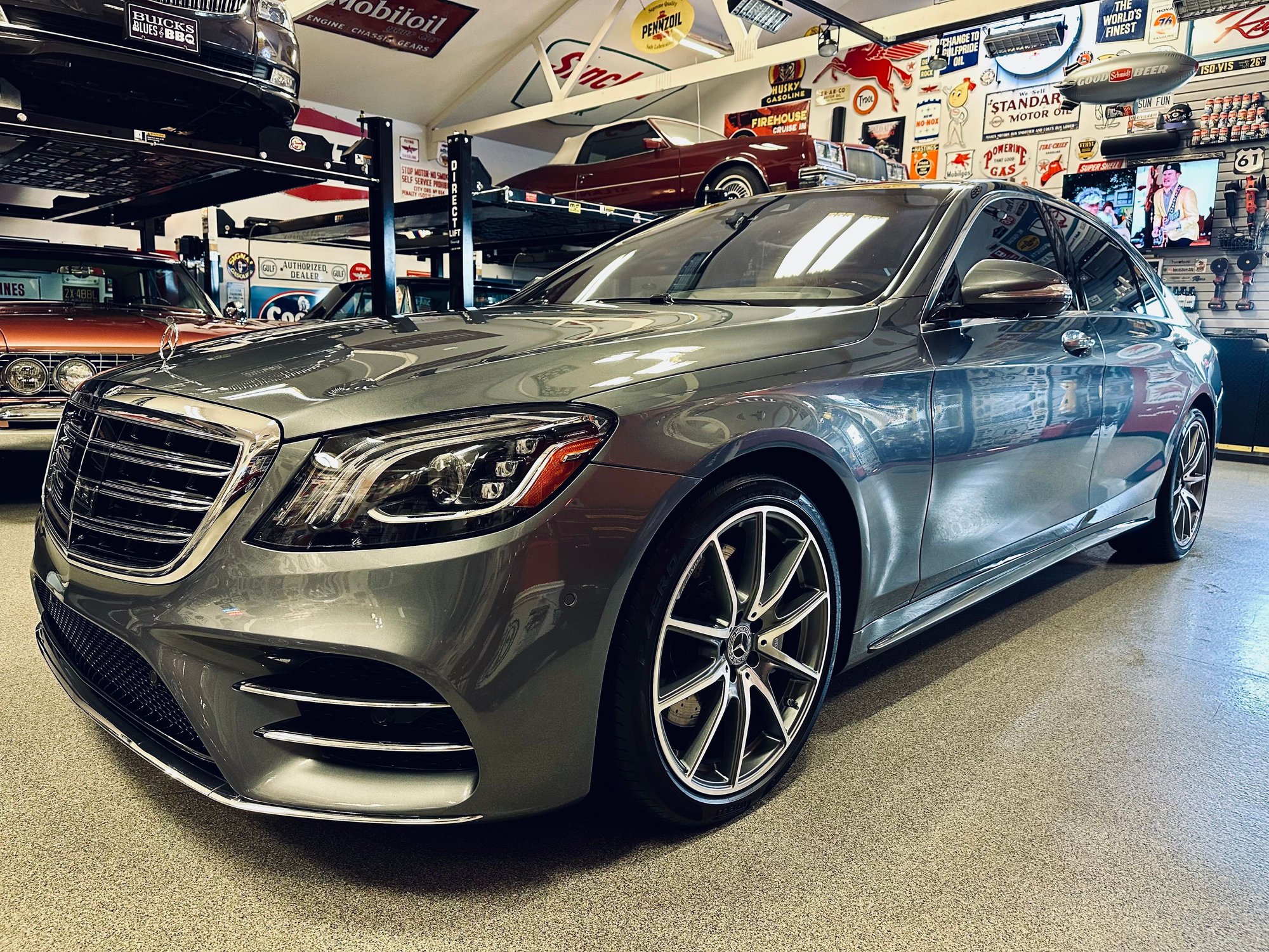 �19 S560 4MATIC