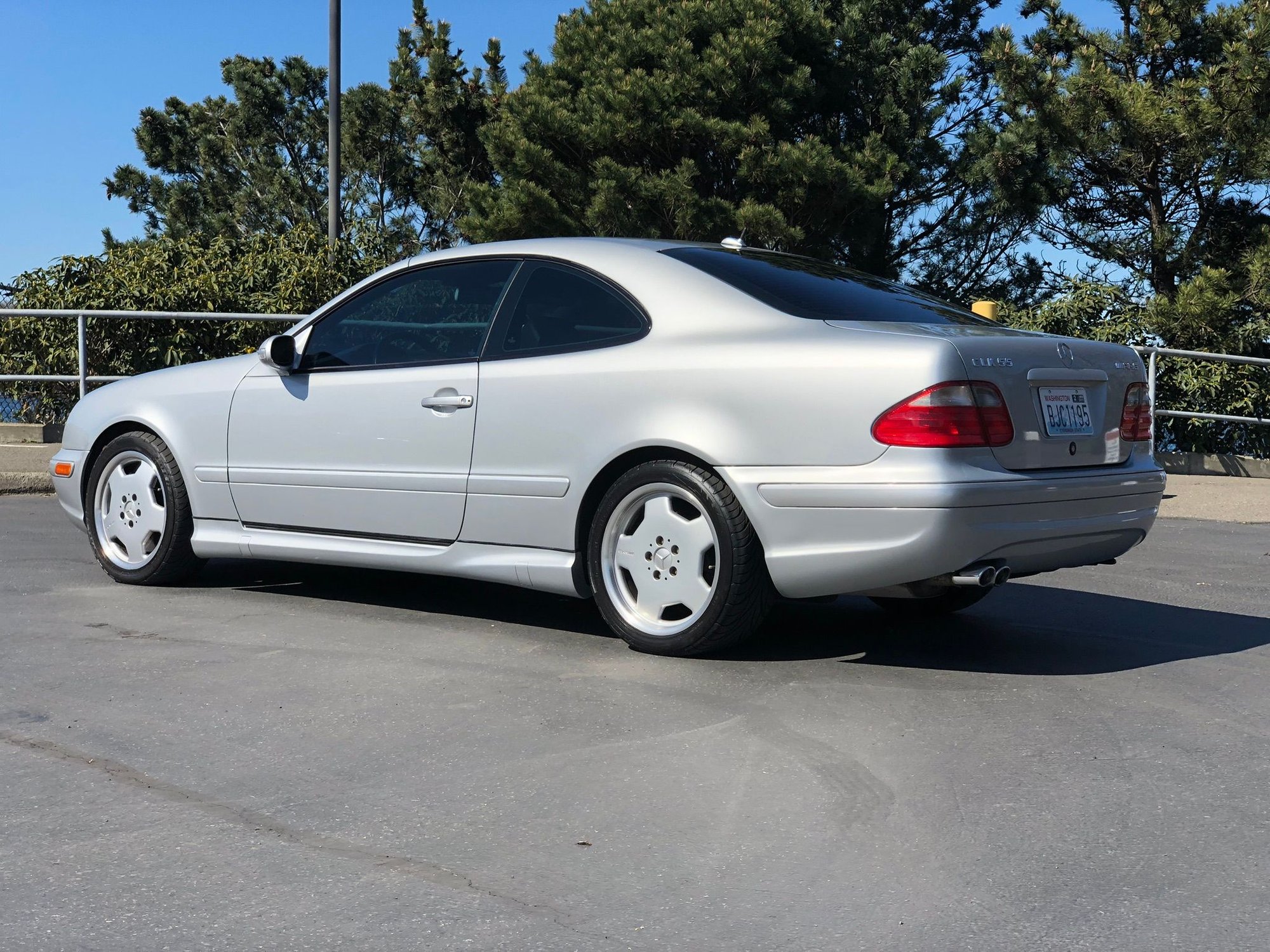 2001 Mercedes-Benz CLK55 AMG - 2001 CLK55 AMG 75k miles - Used - VIN wdblj74g71f168273 - 8 cyl - 2WD - Automatic - Coupe - Silver - Seattle, WA 98116, United States