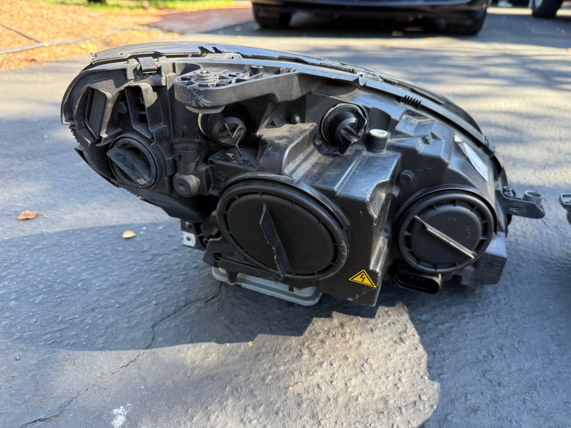 Lights - W204 C63 Headlight Set - Used - 2008 to 2011 Mercedes-Benz C63 AMG - Aptos, CA 95003, United States