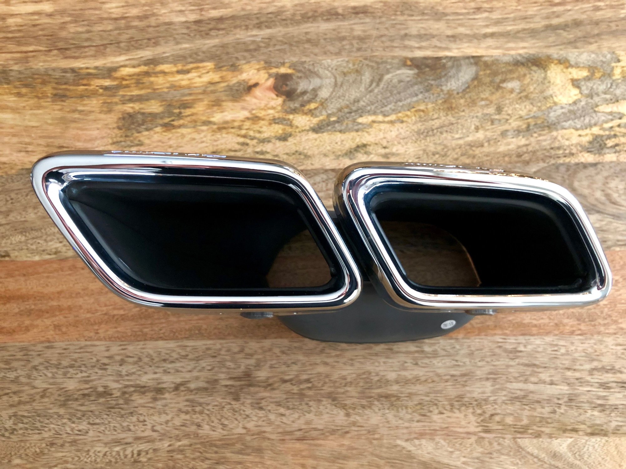 Exterior Body Parts - OEM CHROME AMG EXHAUST TIPS FROM W205 C63S & FIT OTHER MODELS A2054900427/A2054900527 - Used - 2015 to 2018 Mercedes-Benz C63 AMG S - Richardson, TX 75081, United States