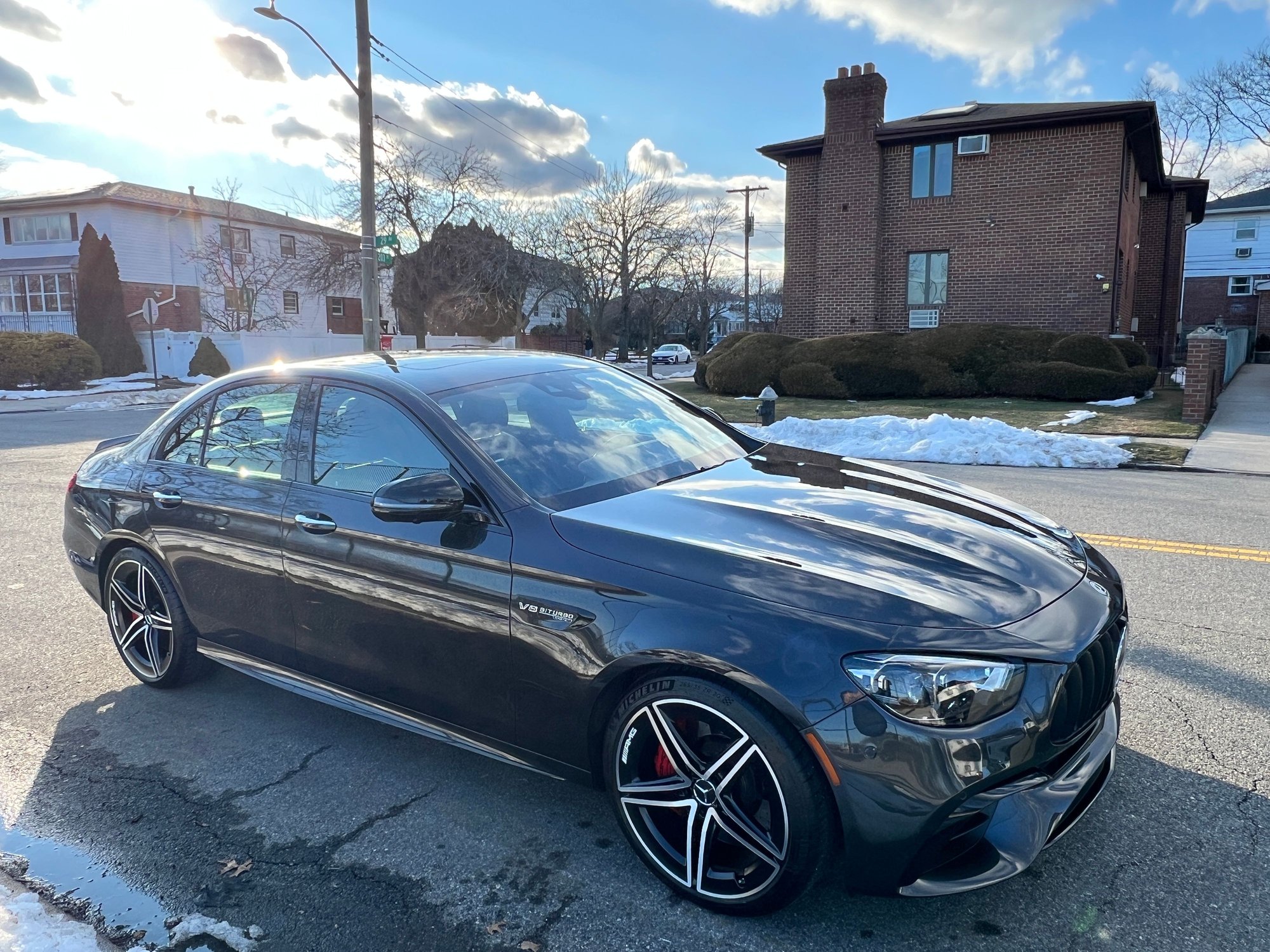 2021 Mercedes-Benz E-Class - 2021 Mercedes AMG E63S For Sale - Used - VIN W1KZF8KB2MA931706 - 8 cyl - AWD - Automatic - Sedan - Gray - Bayside, NY 11360, United States