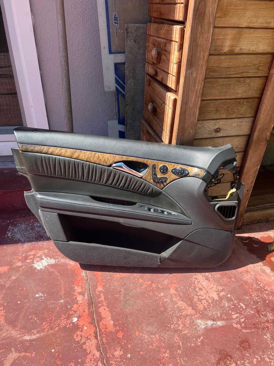 Designo Graphite with standard E55 trim (1)