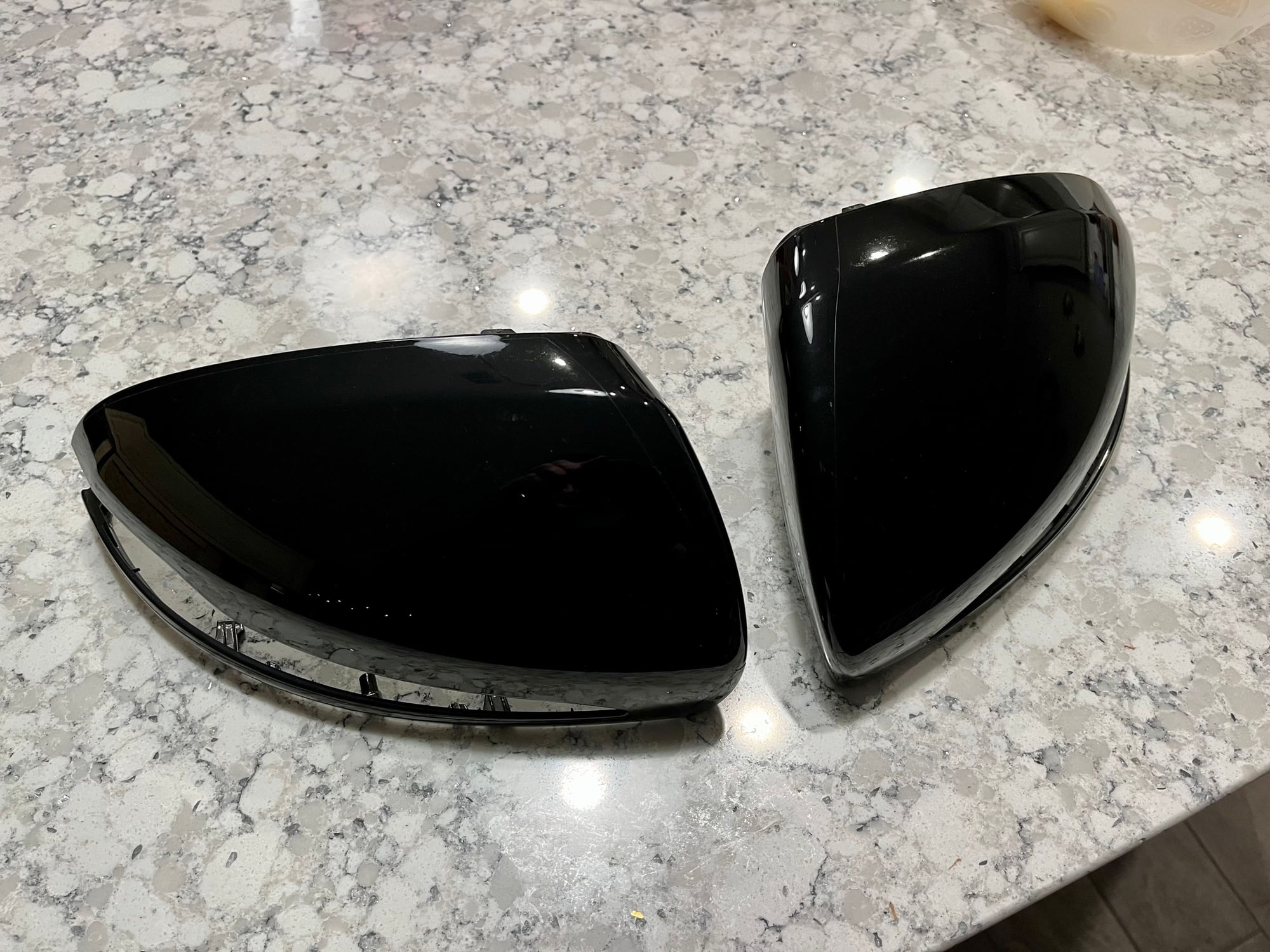 Miscellaneous - OEM W213 parts. AMG Night mirror caps, 19+ AMG heated wheel, airbag... - Used - 2018 to 2023 Mercedes-Benz E63 AMG S - Fernandina Beach, FL 32034, United States