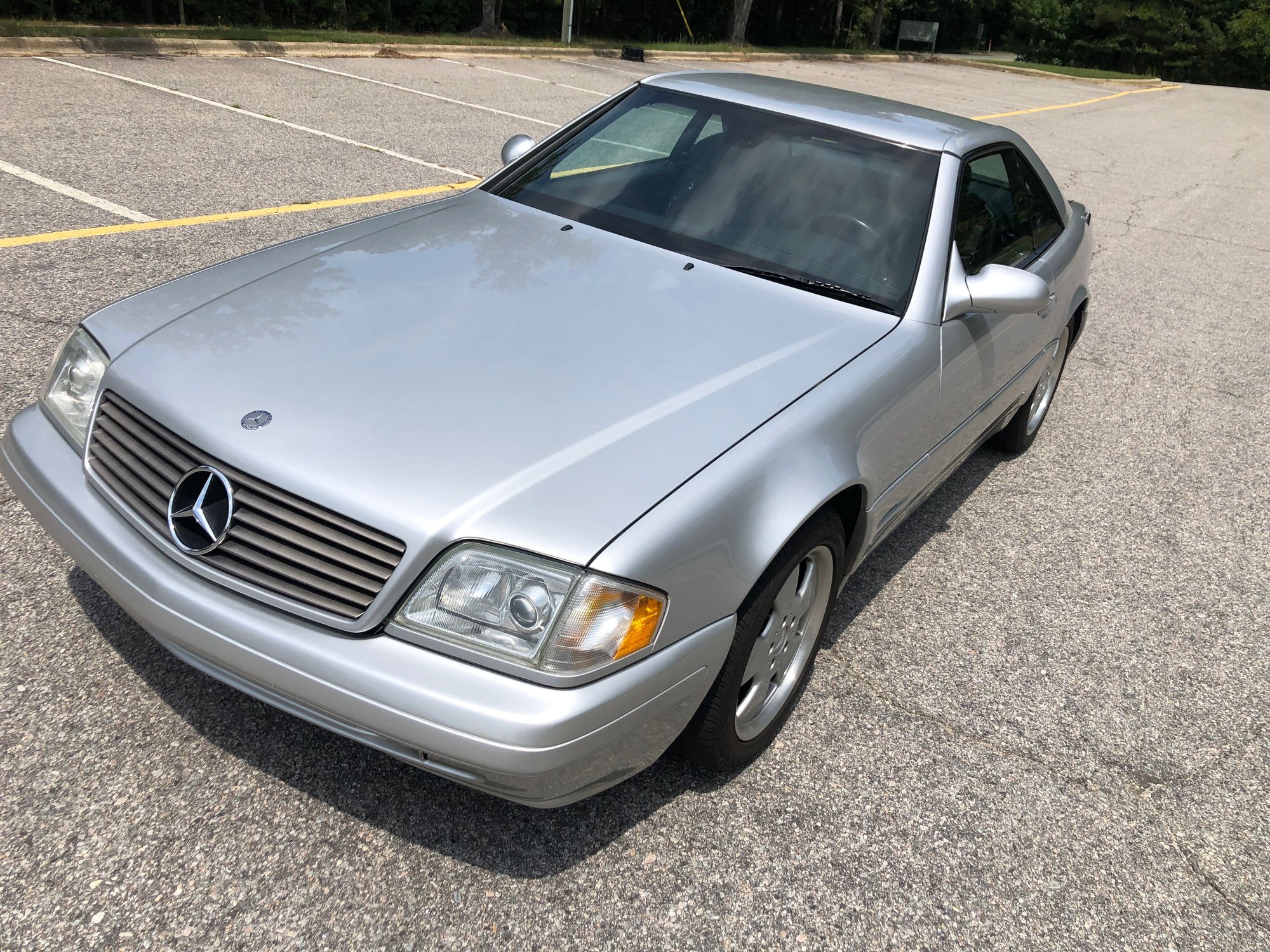 2000 Mercedes-Benz SL500 - for sale 2000 SL500 silver over black Carrboro, NC- $15,500 - Used - VIN WDBFA68FXYF195244 - 46,000 Miles - 8 cyl - 2WD - Automatic - Convertible - Silver - Carrboro, NC 27510, United States