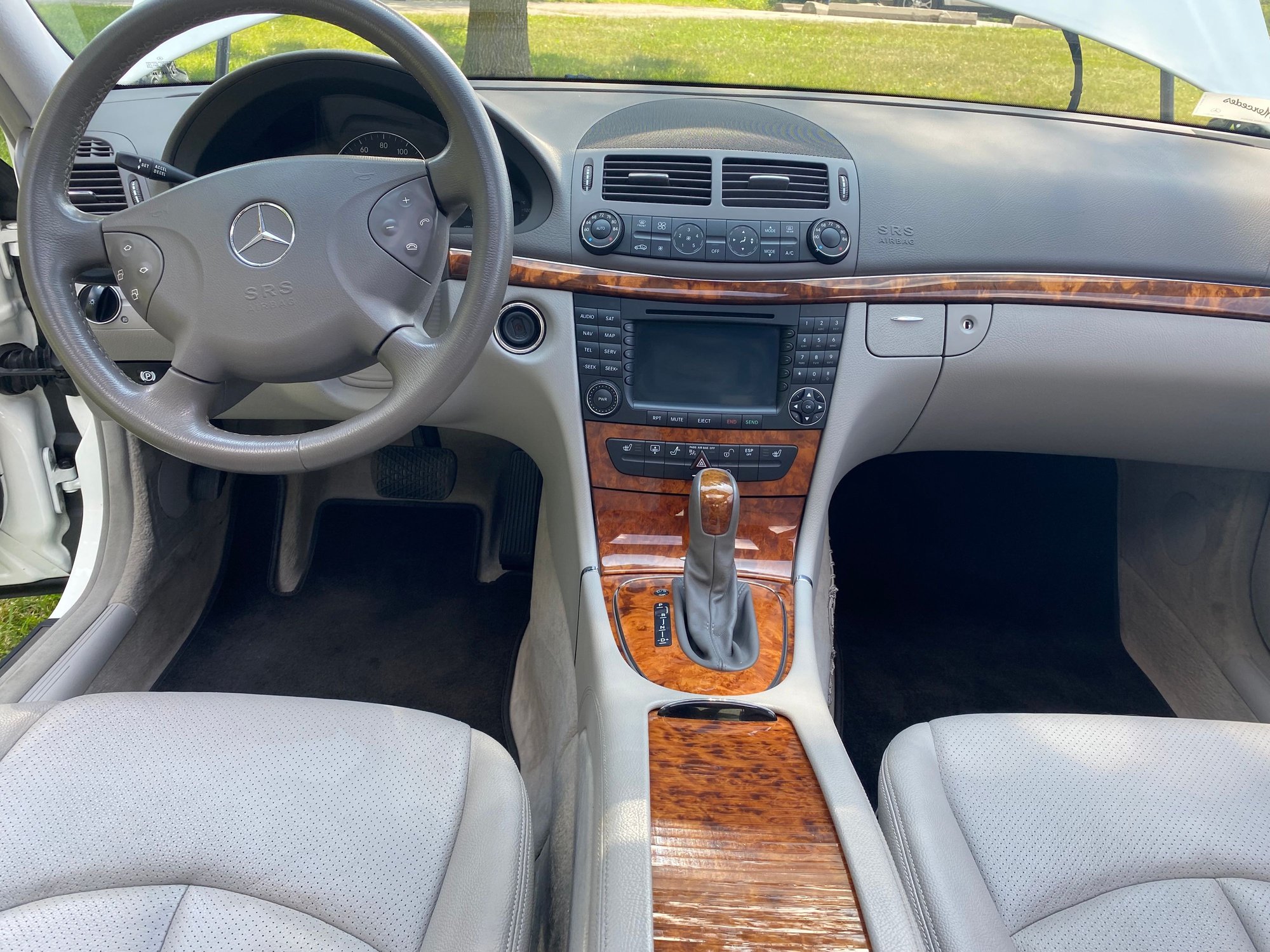 2006 Mercedes-Benz E320 - 2006 Mercedes Benz E320 CDI 40,538 Miles - Used - VIN WDBUF26J26A970140 - 40,538 Miles - 6 cyl - 2WD - Automatic - Sedan - White - Toronto, ON M2R3R4, Canada