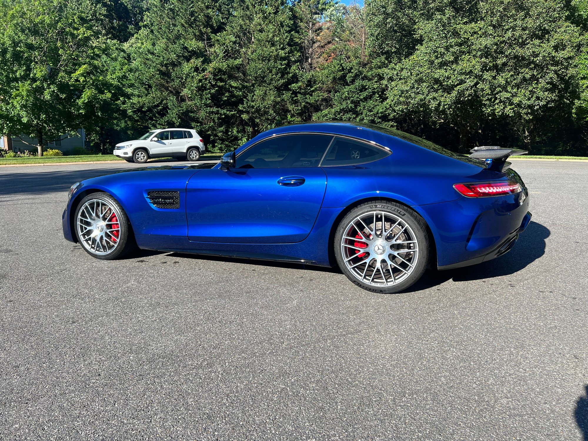 2018 Mercedes-Benz AMG GT C - FS: 2018 Mercedes AMG GT C Coupe - Used - VIN WDDYJ8AA0JA021373 - 54,500 Miles - 8 cyl - 2WD - Automatic - Coupe - Blue - Arlington, VA 22206, United States