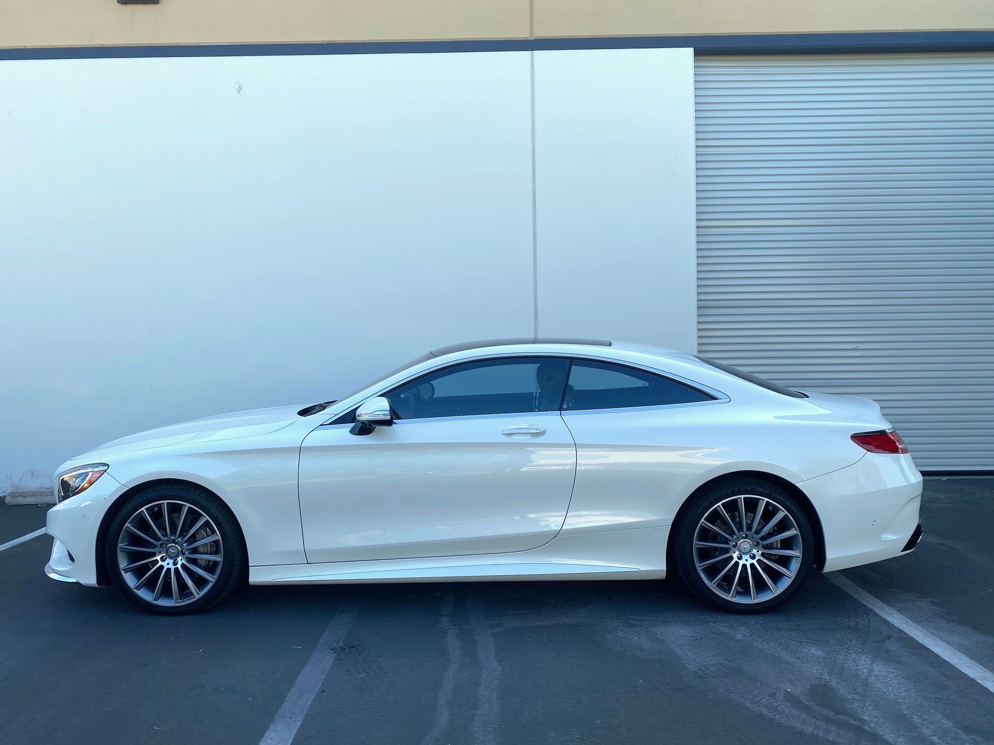 2015 Mercedes-Benz S550 - 2015 Mercedes-Benz S550 Coupe White/Brown 19k miles 1 owner - Used - VIN WDDXJ8FB1FA006627 - 19,402 Miles - 8 cyl - AWD - Automatic - Coupe - White - Los Angeles, CA 91789, United States