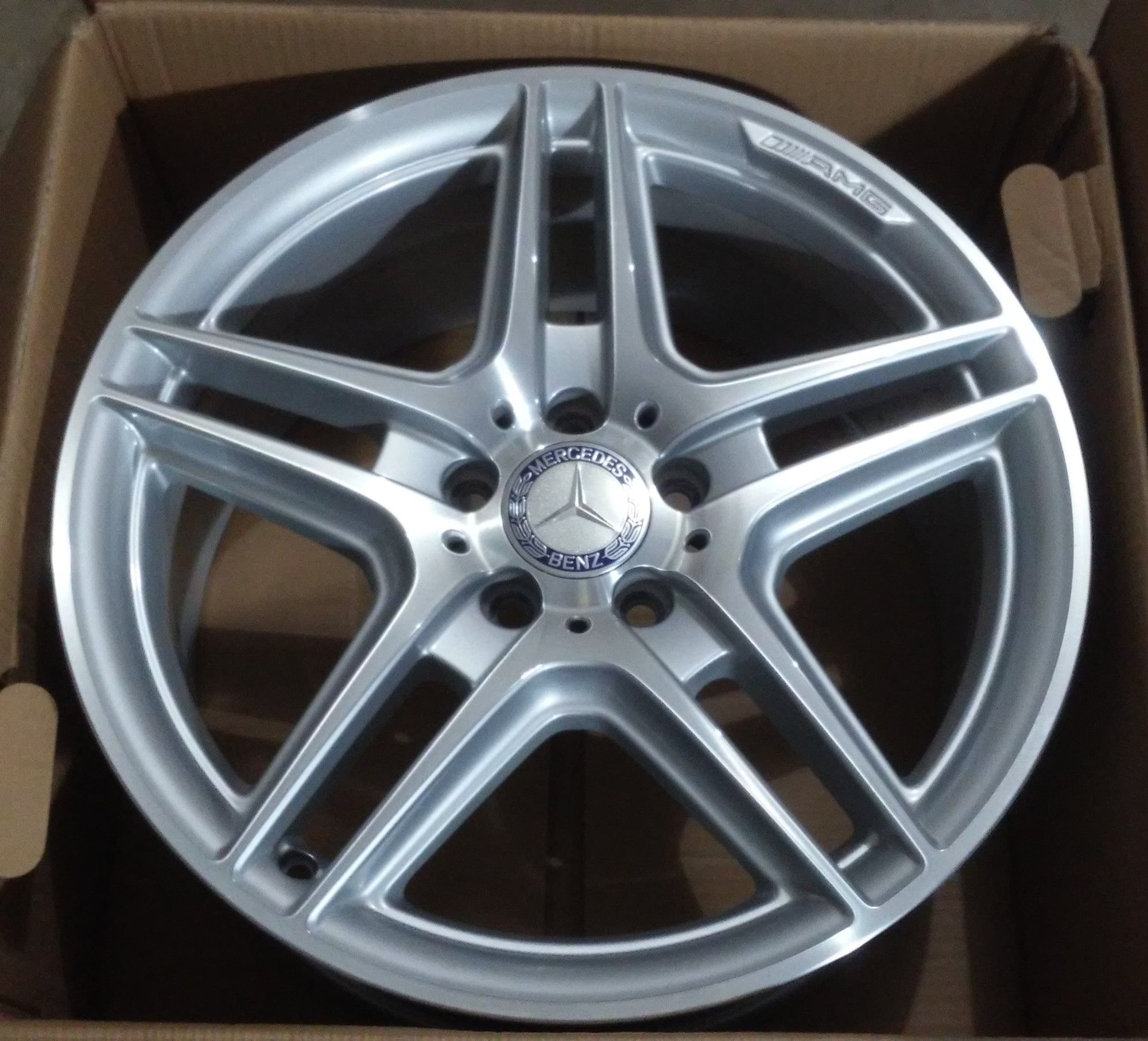 Wheels and Tires/Axles - AMG 18" MINT SHOWROOM CONDITION-NOT A NICK ON THESE - New - 2009 to 2013 Mercedes-Benz C350 - Mesa, AZ 85205, United States