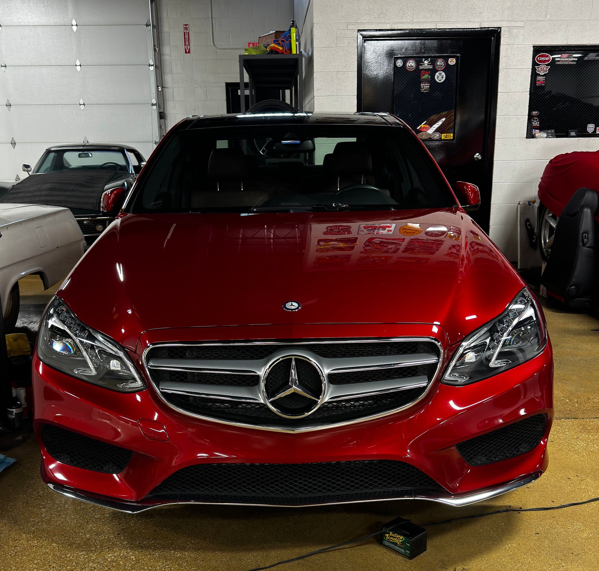 2016 Mercedes-Benz E350 - 2016 MB E350 4Matic - Low Miles - Near Perfect - Used - VIN WDDHF8JB7GB267351 - 6 cyl - AWD - Automatic - Sedan - Red - Riverside, IL 60546, United States