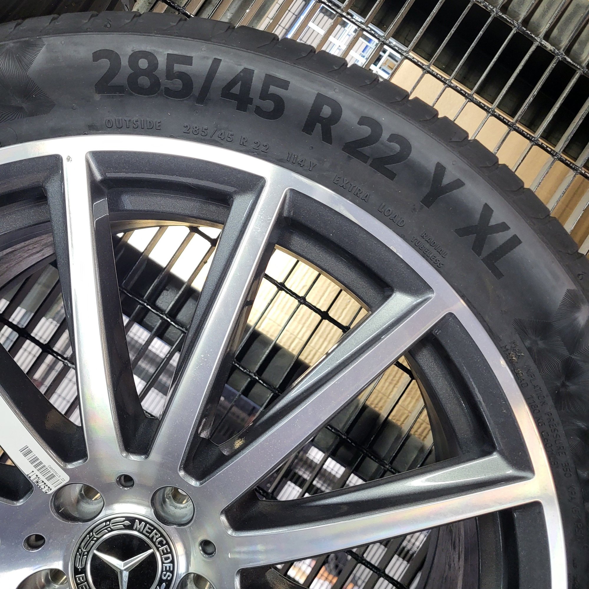 Wheels and Tires/Axles - 22" GLS580 AMG Multispoke with Continental tires - Used - 2024 to 2025 Mercedes-Benz GLS580 - Grapevine, TX 76051, United States