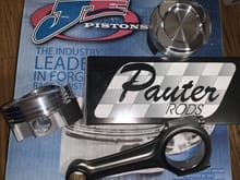 Custom forged Pistons and Rod set from Top End Performance