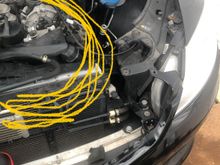 This metal pipe is only on 4Matic models. It’s impossible to remove the fan shroud without removing it. I need a little more room to replace some parts. I can’t remember if I could do this without draining the radiator. Thank you
