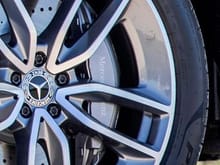 Brakes w/ drilled rotors & fixed calipers (German Technolgy Pkg.)