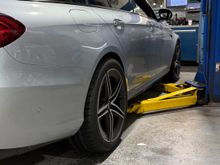 305/35 R20 on stock 10” rims with 12mm spacer