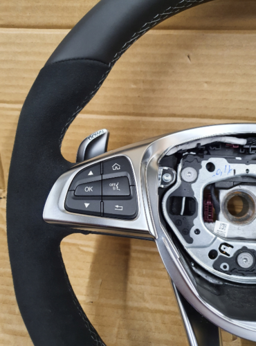 Interior/Upholstery - Original AMG leather / alcantara steering wheel black with gray stitching, gray strip - Used - 2015 to 2019 Mercedes-Benz C63 AMG S - 2015 to 2018 Mercedes-Benz AMG GT - 2018 to 2019 Mercedes-Benz GLC63 AMG S - Centennial, CO 80016, United States