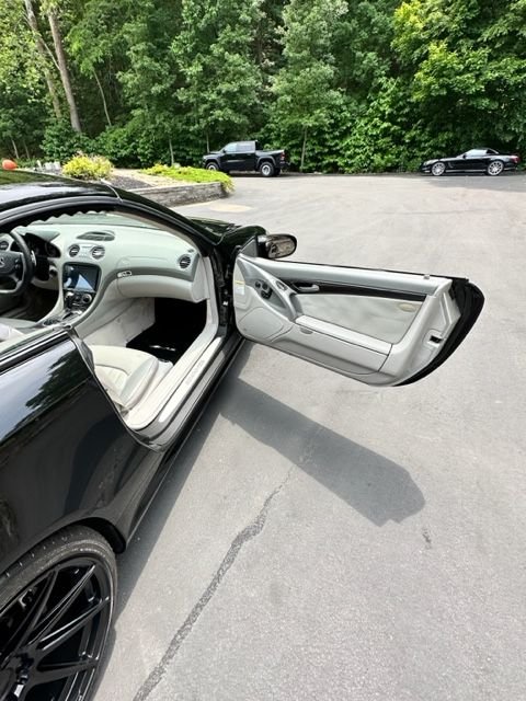 2005 Mercedes-Benz SL55 AMG - ** 2005 Mercedes-Benz SL55 AMG - 43K MILES - UPGRADES - PANO - KEYLESS GO ** - Used - VIN WDBSK74F25F090961 - 43,236 Miles - Wildwood, MO 63038, United States