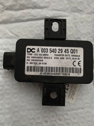 2010 GL550 TPMS module