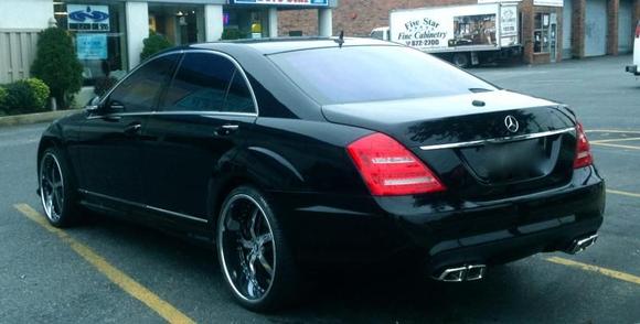 1 week before hurricane sandy


2007 s550 with s63 facelift, sprint booster