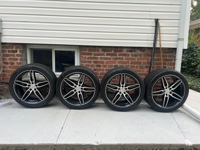 Wheels and Tires/Axles - OEM Mercedes 19" AMG Wheels/Tires - Used - 2019 to 2023 Mercedes-Benz E53 AMG - Staten Island, NY 10310, United States