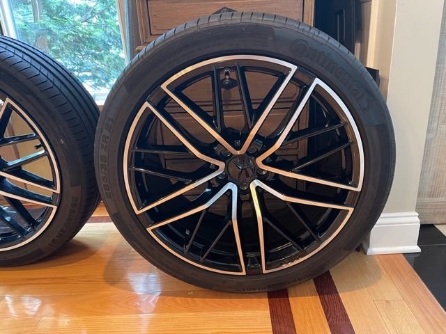 Wheels and Tires/Axles - 21" Special Option AMG Wheels and Continental Tires w/ TPMS & Caps 2021 GLC43 GLC350 - Used - 2015 to 2021 Mercedes-Benz GLC43 AMG - Summit, NJ 07902, United States