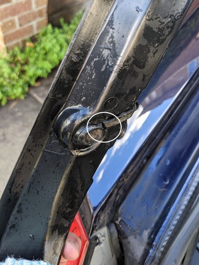 W211 Boot/Trunk leak fix Forums