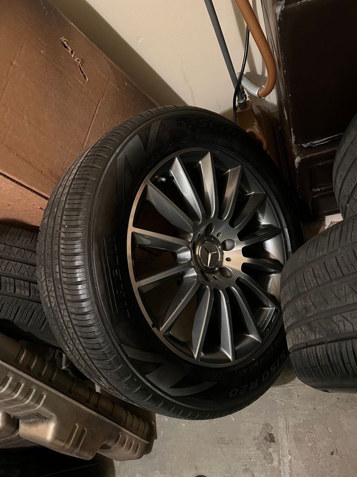 Wheels and Tires/Axles - 2019 Mercedes G550 20" OEM AMG Rims & Tires - Used - 1946 to 2025 Mercedes-Benz G-Class - Beverly Hills, CA 90210, United States