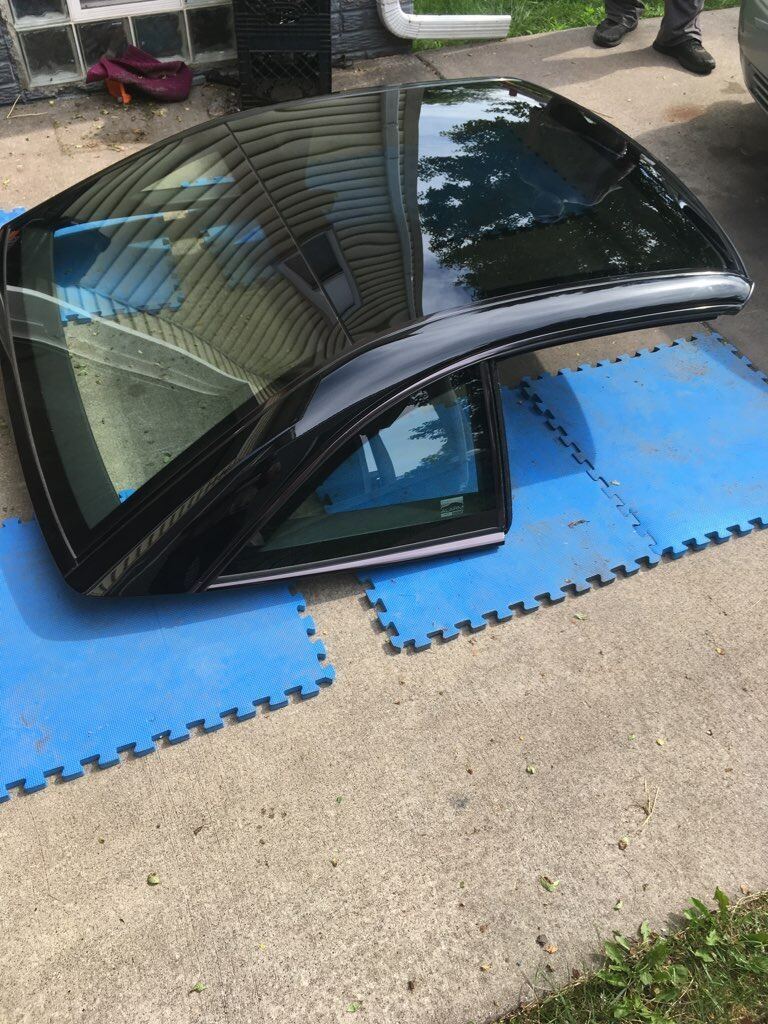 Exterior Body Parts - 1997 Mercedes-Benz SL500 Panoramic View Hard Top - Used - 1997 Mercedes-Benz SL500 - Detroit, MI 48235, United States