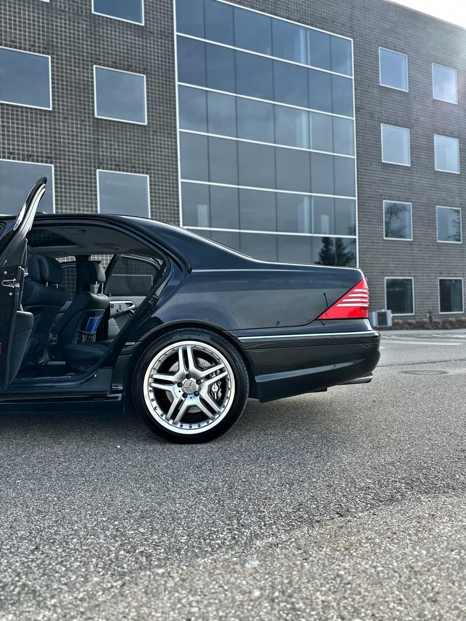 2006 Mercedes-Benz S55 AMG - 2006 W220 S 55 AMG - Used - VIN WDBNG74J96A471028 - 60,000 Miles - 8 cyl - 2WD - Sedan - Black - Bloomfield Hills, MI 48009, United States