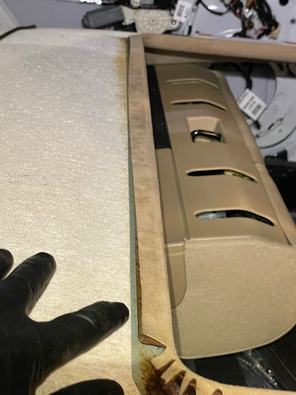 The Rear most Edge of the HL.  This is a similar view of the Rearward Edge only take via my iPhone instead of the lame pic taken from my Chinese made Boroscope! 