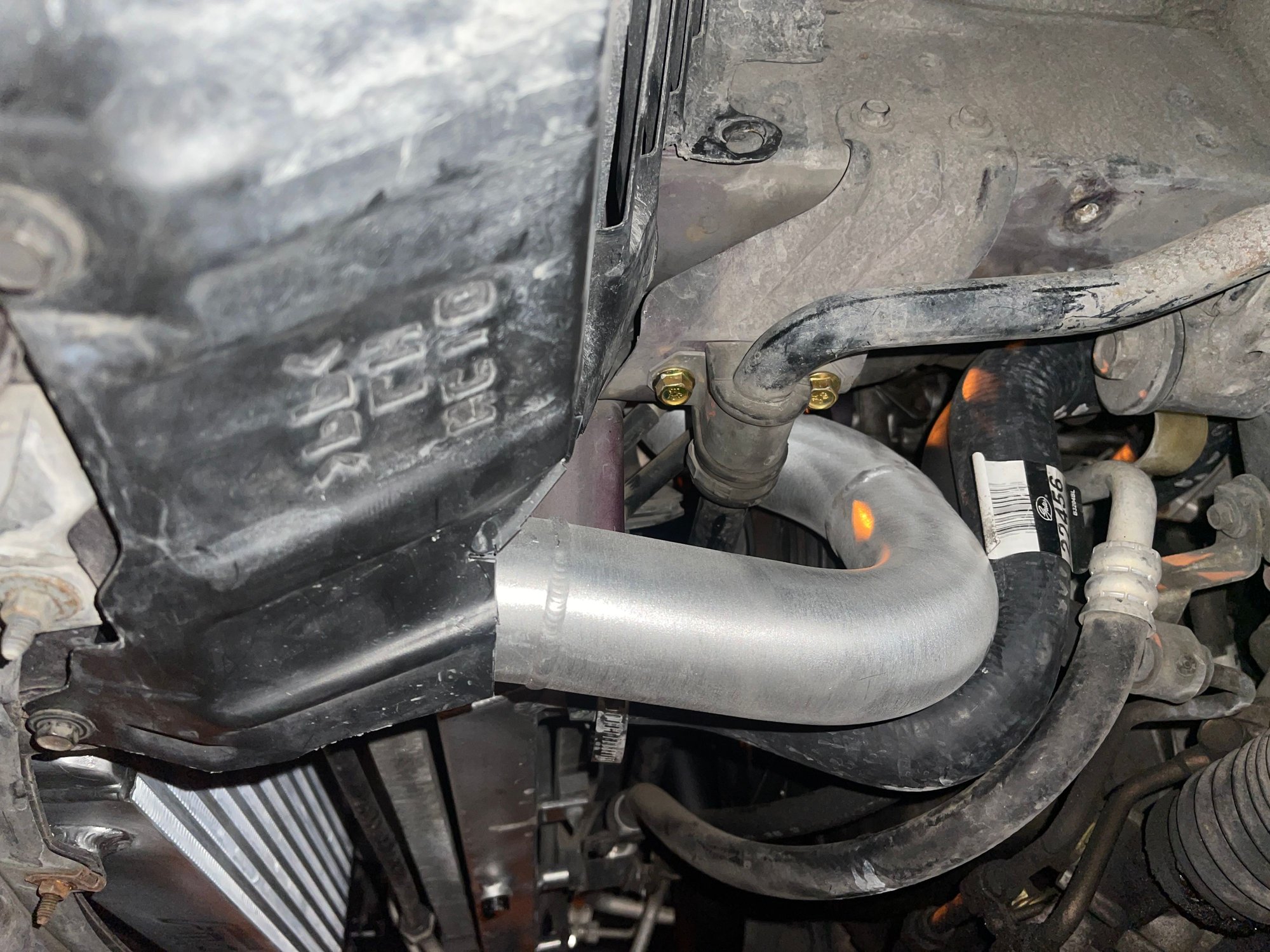 I cut the splash guard for a �nice� fit