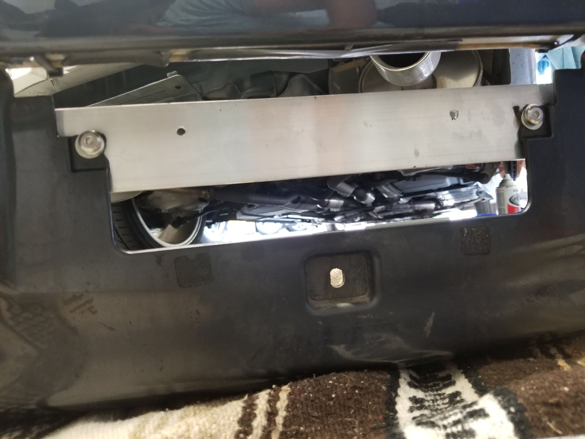 honda license plate screws are stuck