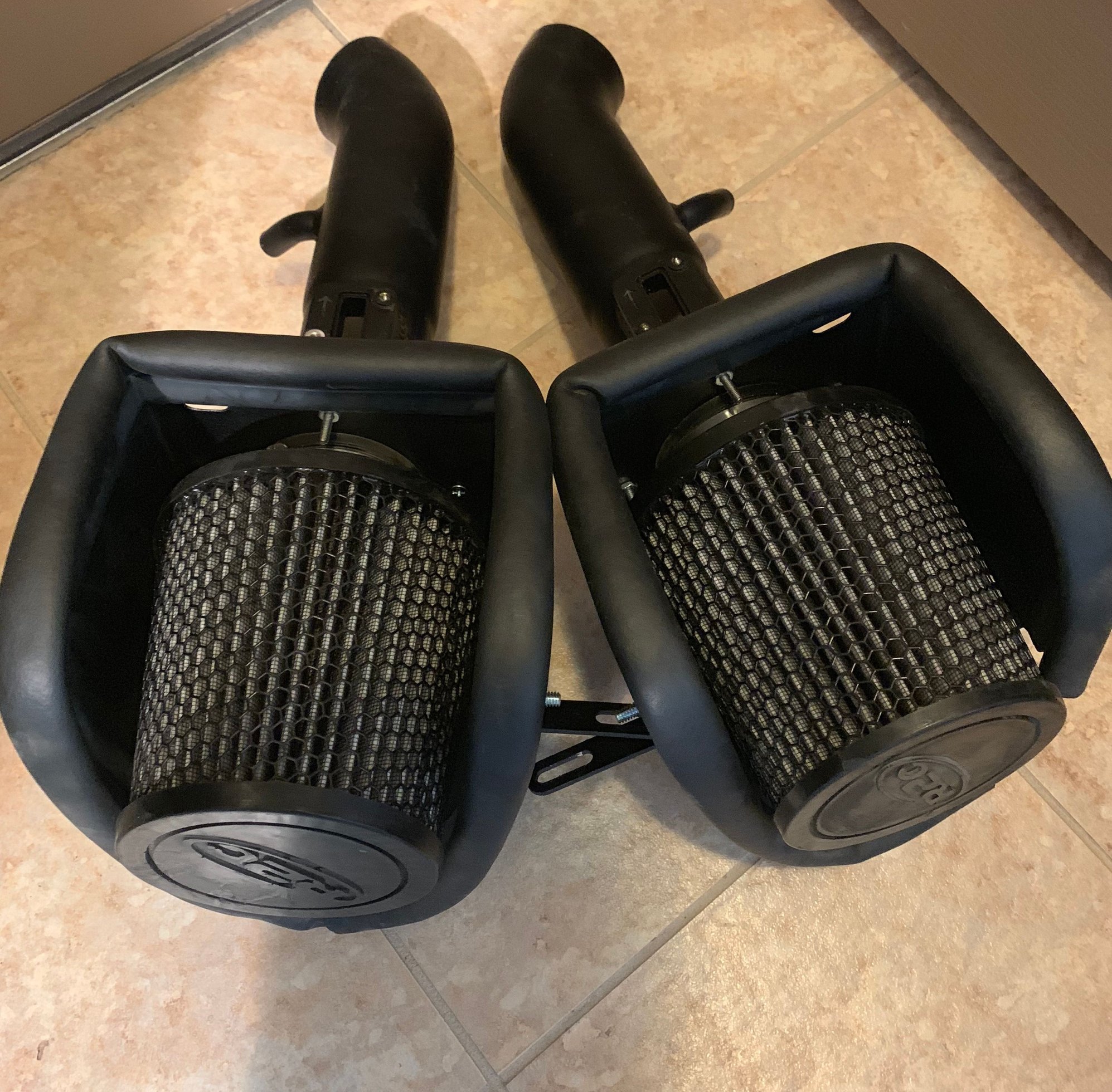 For Sale R2C short ram intakes MyG37