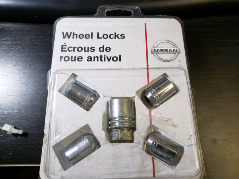 For Sale INFINITI EX FX G COUPE SEDAN Genuine OEM WHEEL LOCK SET KIT