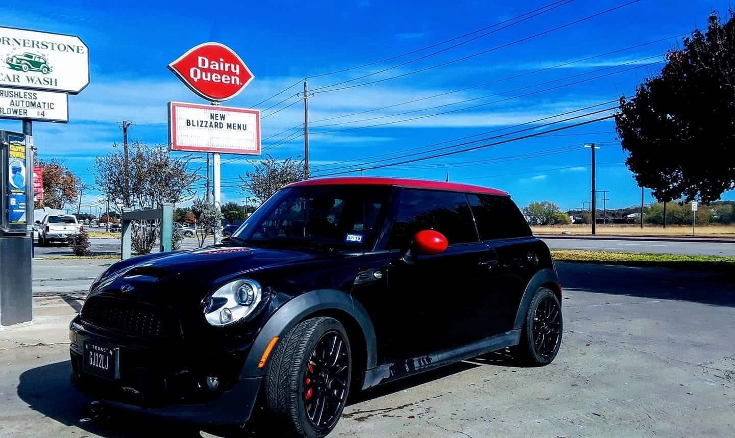 2011 Mini R56: "Mk II" Mini Hatch/Hardtop range - 11 JCW metallic black chili red pristine condition - Used - VIN WMWSV9C56BTZ96778 - 127 Miles - 4 cyl - 2WD - Manual - Hatchback - Black - Denton, TX 76206, United States