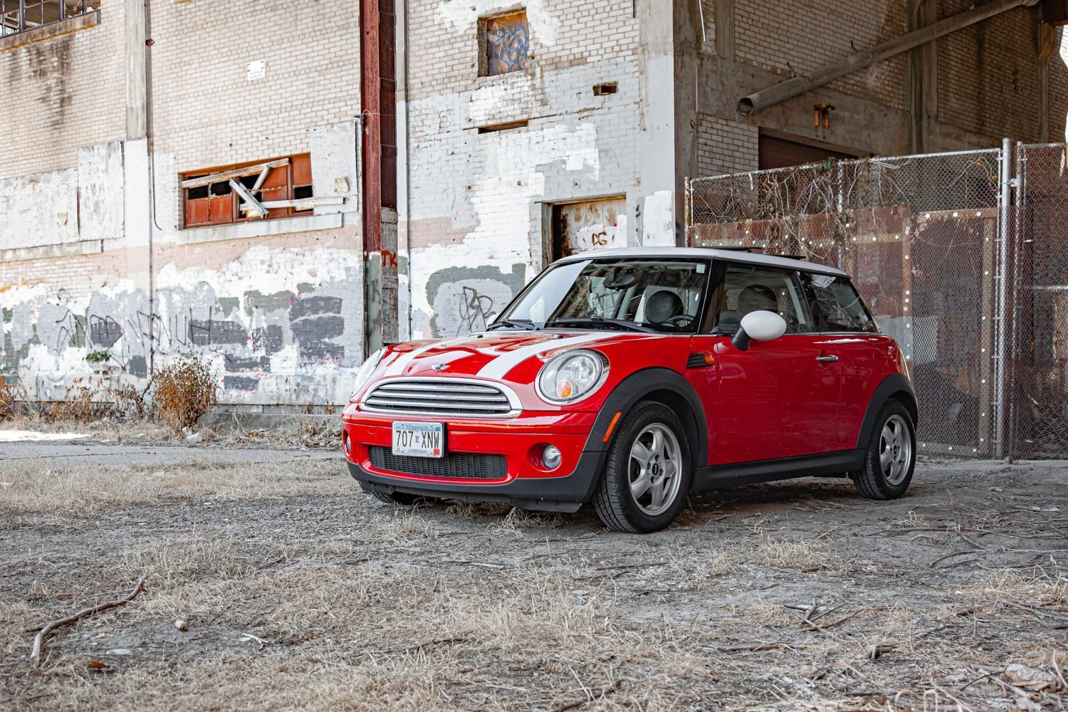 2009 Mini R56: "Mk II" Mini Hatch/Hardtop range - 2009 MINI Cooper Hardtop 6-speed - Used - VIN WMWMF33589TU72691 - 83,812 Miles - 4 cyl - 2WD - Manual - Hatchback - Red - Minneapolis, MN 55405, United States