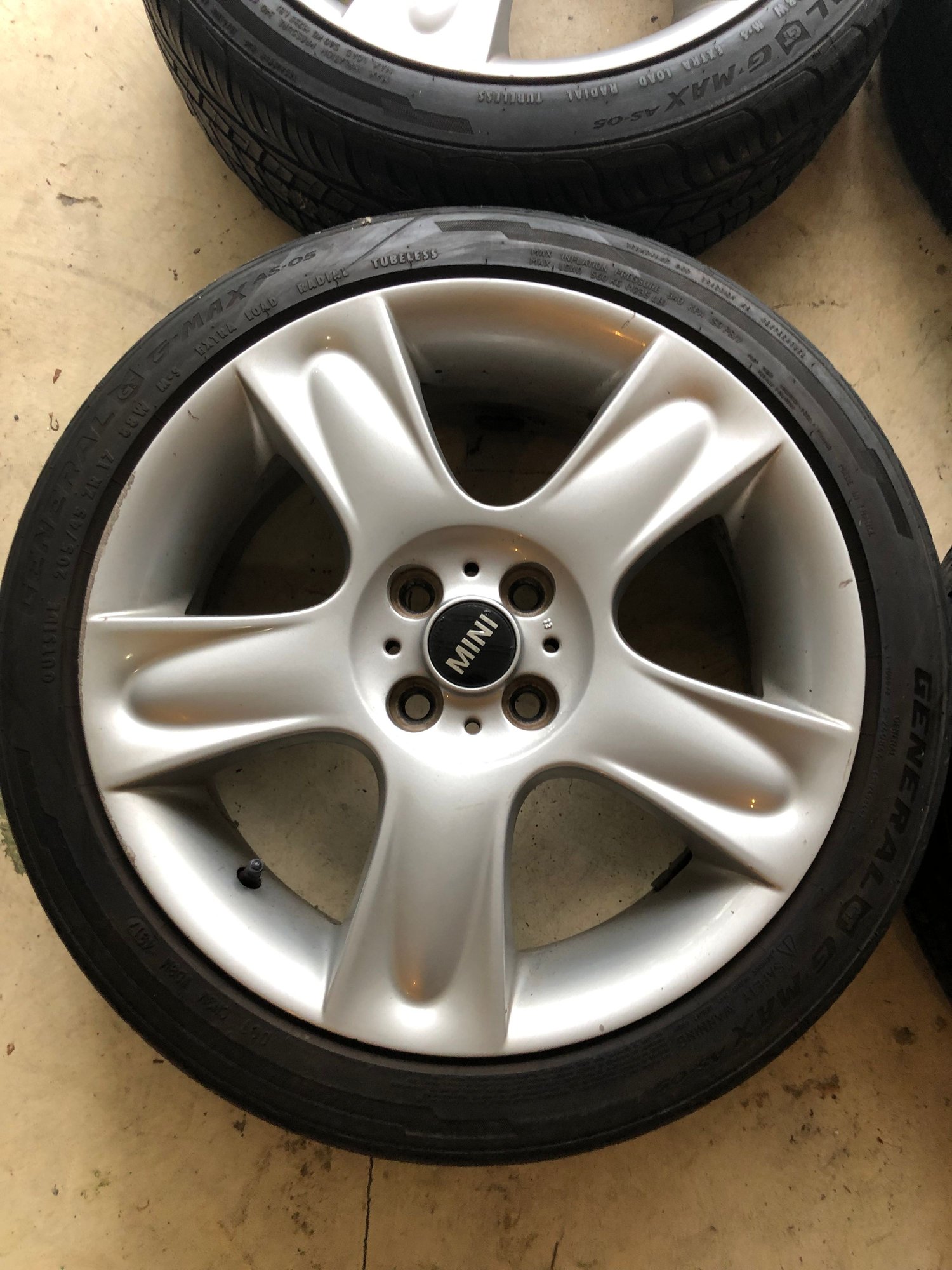 Wheels and Tires/Axles - Bullet Wheels and Tires! - Used - All Years Mini All Models - Stevensville, MD 21666, United States