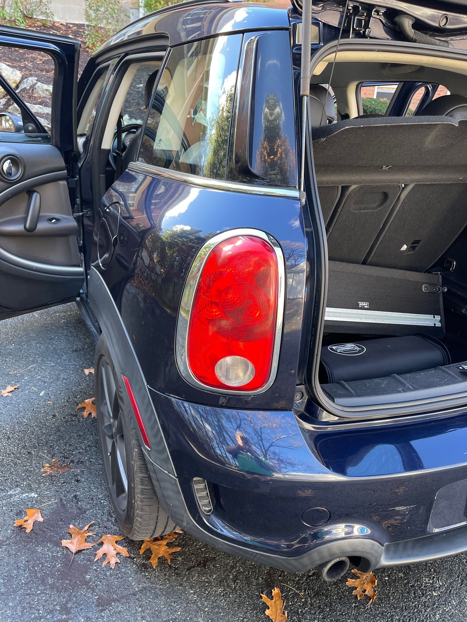 2012 Mini Cooper Countryman - 2012 Mini Copper S Countryman ALL4 - Used - VIN WMWZC5C57CWM12773 - 153,415 Miles - 4 cyl - AWD - Manual - Hatchback - Blue - Westwood, MA 02090, United States