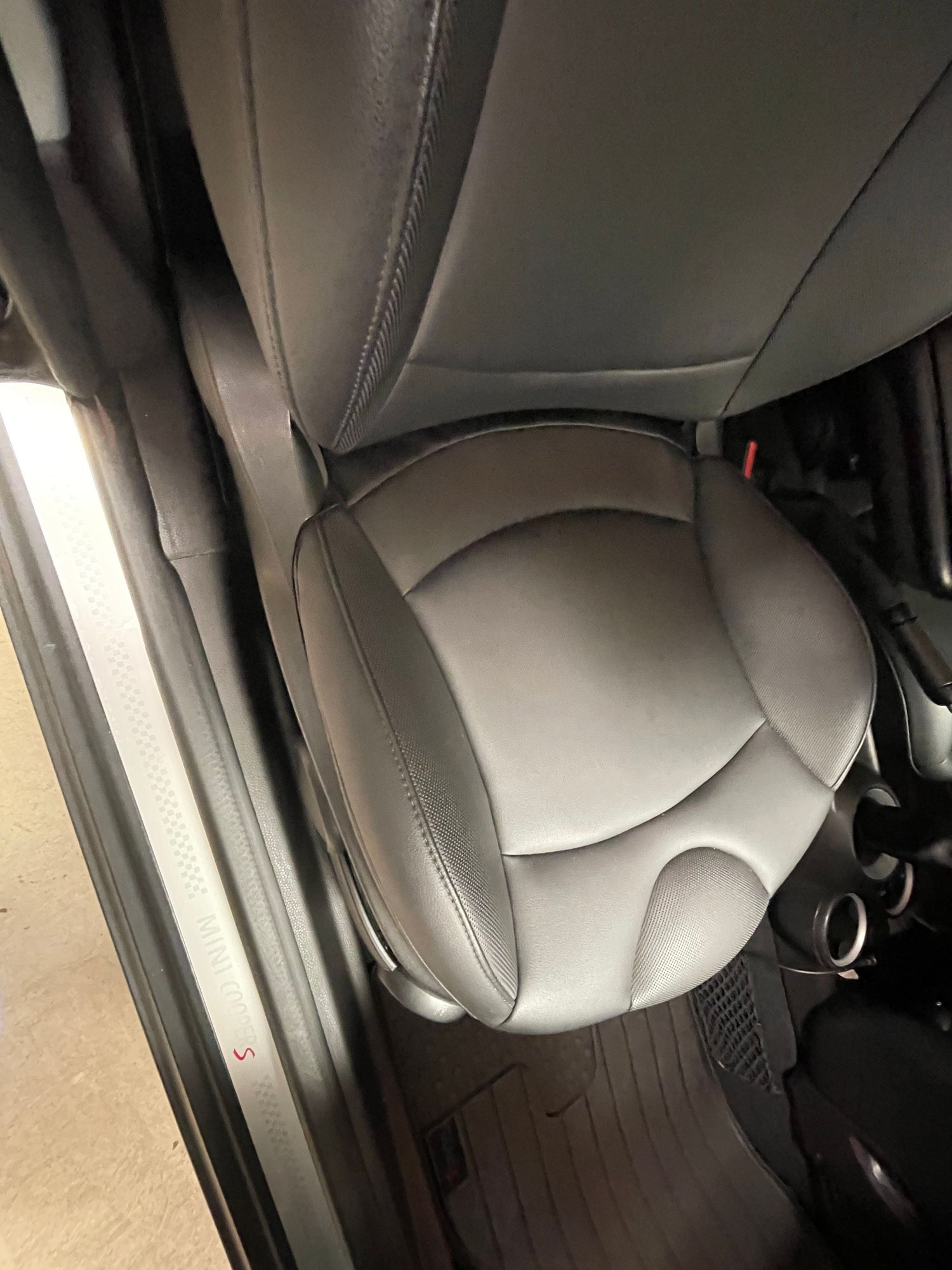 2012 Mini R55: "Mk II" Mini Clubman - 2012 Clubman s - Used - VIN WMWZG3C50CTY32322 - 58,384 Miles - 4 cyl - 2WD - Manual - Wagon - Blue - Flowermound, TX 75028, United States