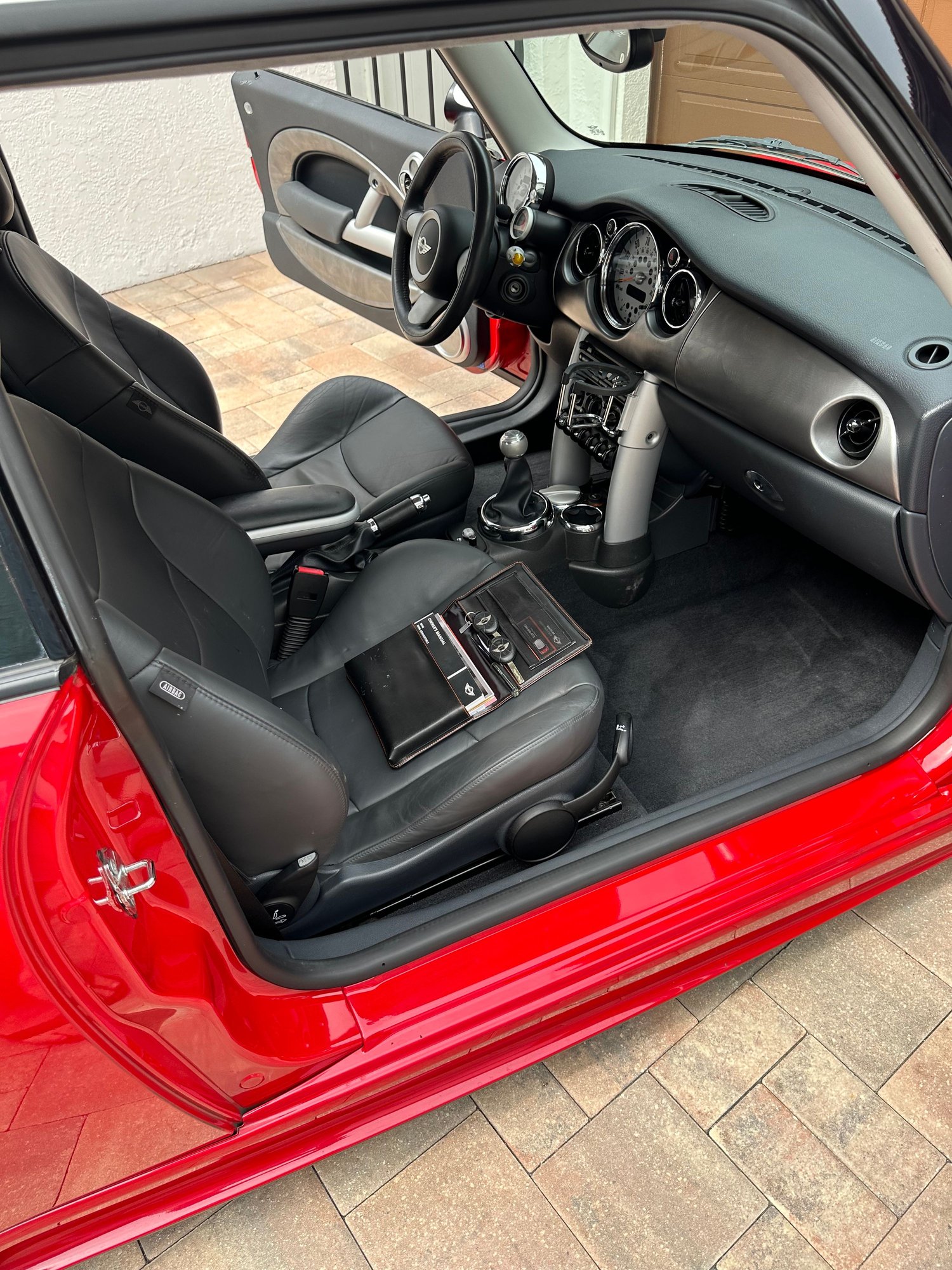 2006 Mini R53: "Mk I" Mini Cooper S - Mini Cooper S 2006 - Used - VIN WMWRE335X6TL15913 - 59,200 Miles - 4 cyl - 2WD - Manual - Coupe - Red - St. Petersburg, FL 33715, United States