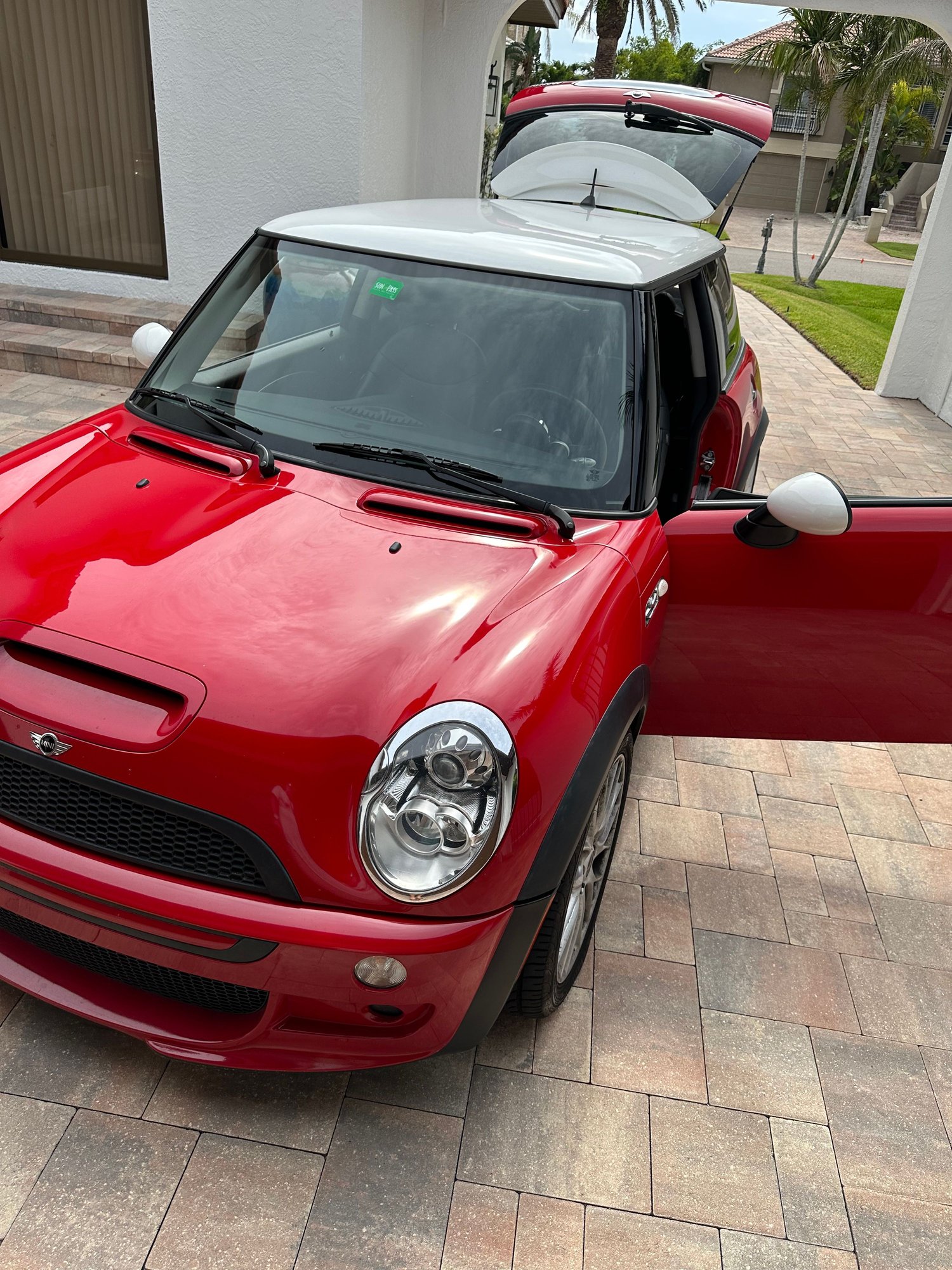 2006 Mini R53: "Mk I" Mini Cooper S - Mini Cooper S 2006 - Used - VIN WMWRE335X6TL15913 - 59,200 Miles - 4 cyl - 2WD - Manual - Coupe - Red - St. Petersburg, FL 33715, United States