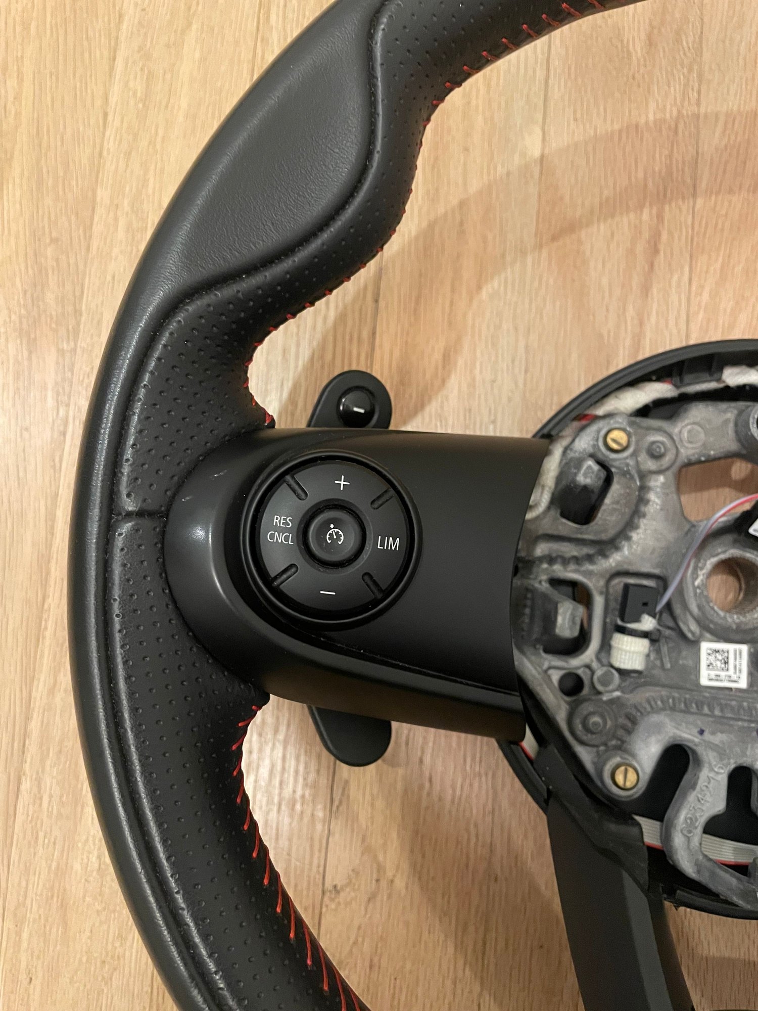 Steering/Suspension - Mini JCW Steering Wheel with paddle shifters 2015+ - Used - 2015 to 2024 Mini All Models - Beacon, NY 12508, United States