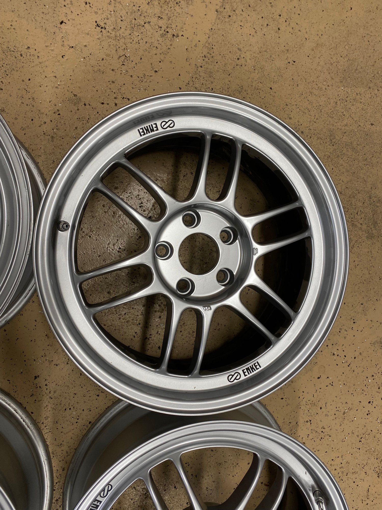 Wheels and Tires/Axles - Set of 4 wheels Enkei RPF1 17x8 Bolt pattern 5x112 in new condition - Used - 2014 to 2021 Mini F56: Mini Hatch/Hardtop - West Bloomfield, MI 48324, United States