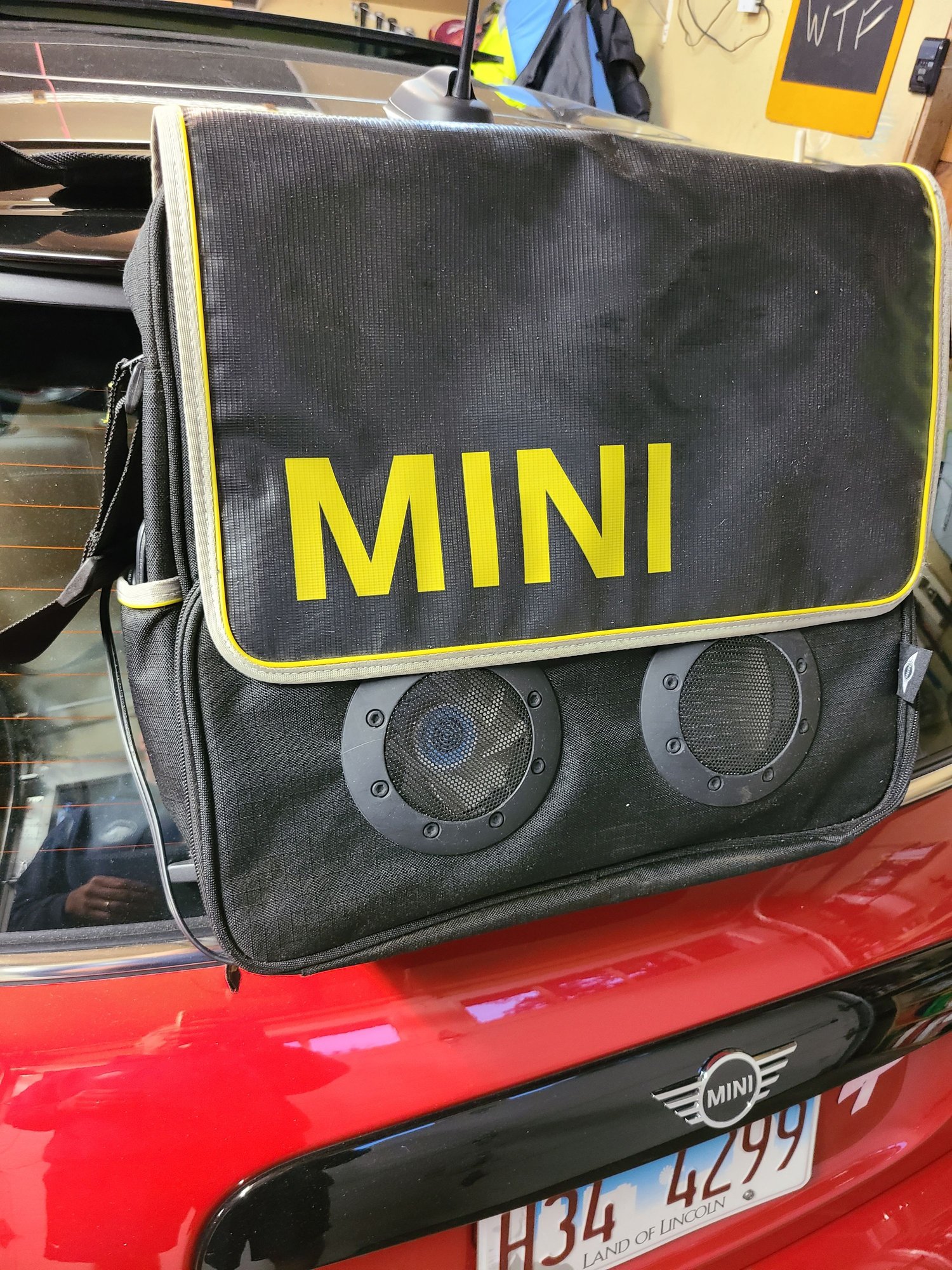 Accessories - MINI 12 Volt Drink Cooler - Used - 0  All Models - Moline, IL 61265, United States